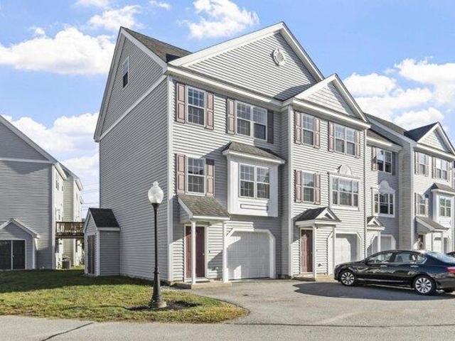 Condo for sale in Westford, Middlesex County