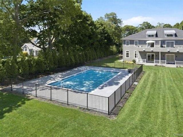 Condo for sale in Sagaponack, New York