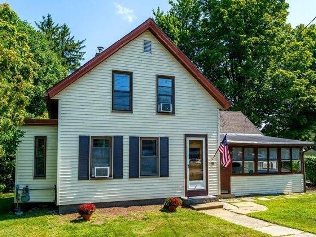 House for sale in Westminster Village-Academy Hill Historic District, Westminster