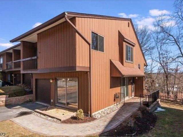 Condo for sale in Wharton