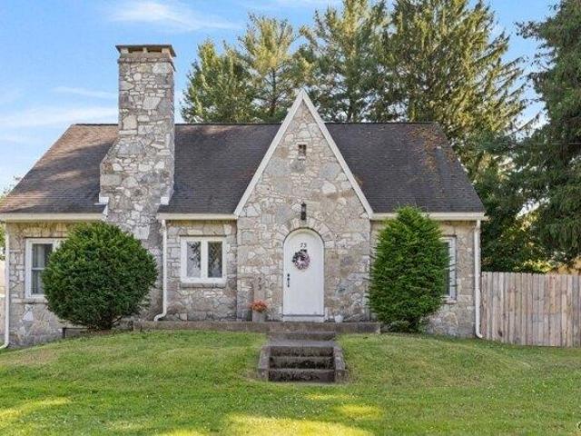 House for sale in Oneida, New York