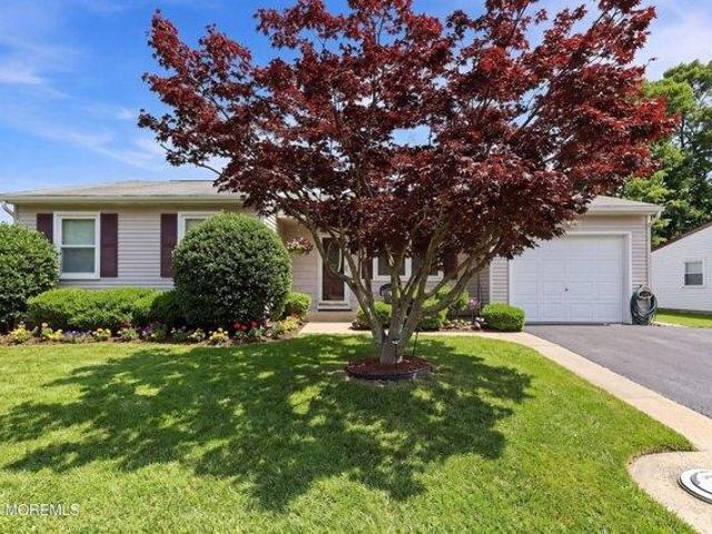 House for sale in Whiting, New Jersey