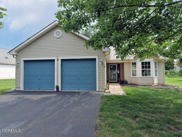House for sale in Whiting, New Jersey