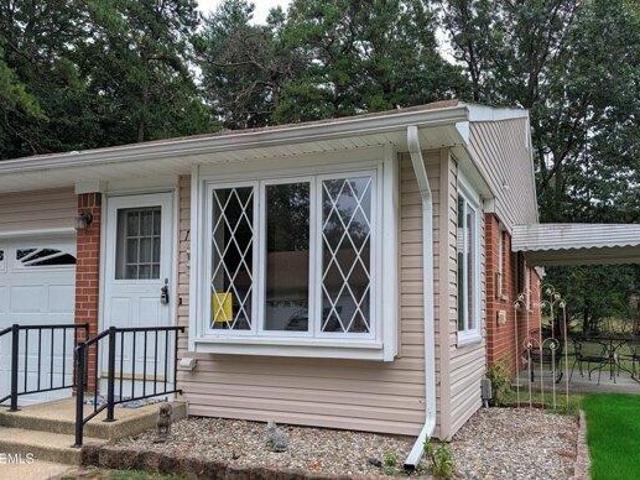 Condo for sale in Whiting, New Jersey