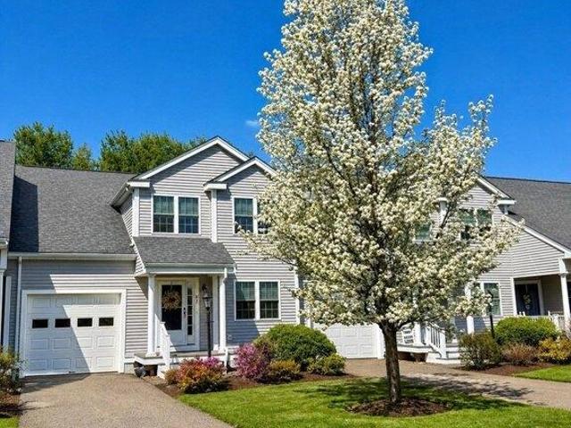 Condo for sale in Whitman, Massachusetts
