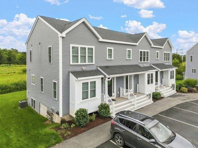 Condo for sale in Whitman, Massachusetts