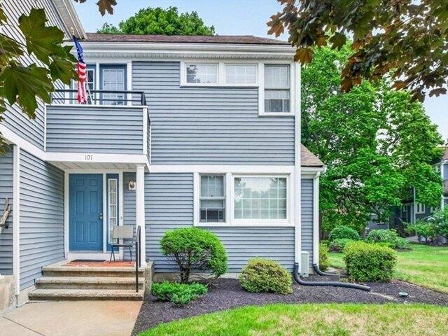 Condo for sale in Whitman, Massachusetts