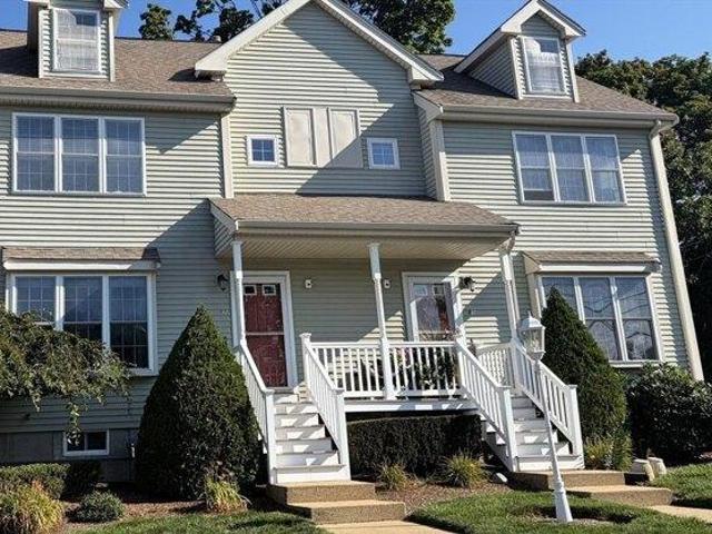 Condo for sale in Whitman, Massachusetts