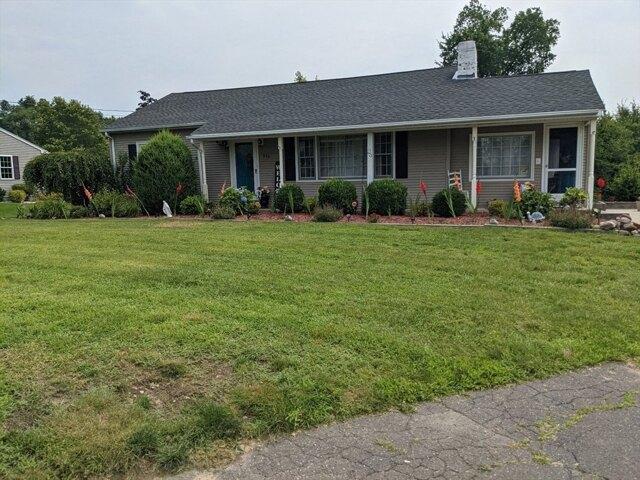 House for sale in Hampden, Massachusetts