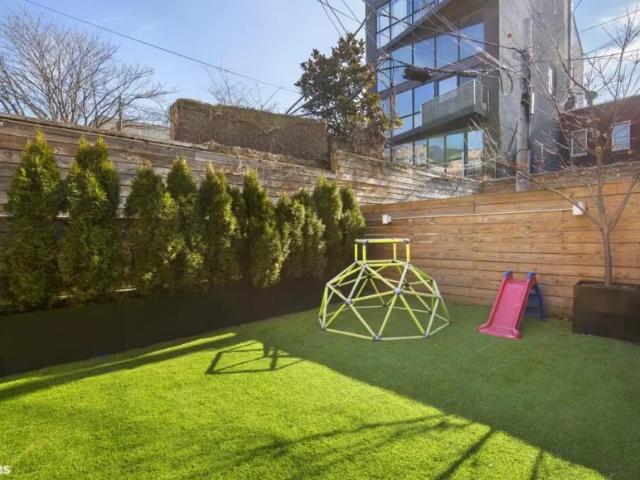 Apartment for sale in Arverne, New York