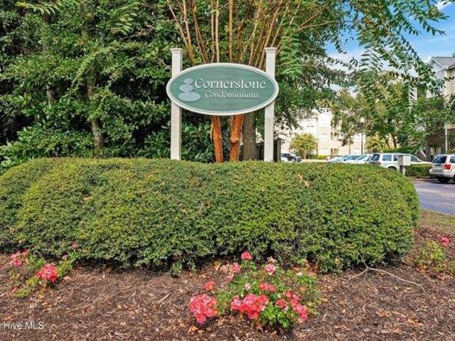 Condo for sale in Wilmington, North Carolina