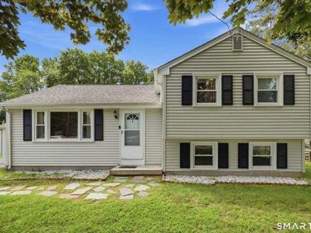 House for sale in Windsor Locks, Connecticut