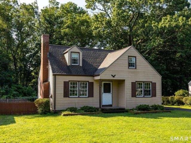 House for sale in Windsor Locks, Connecticut