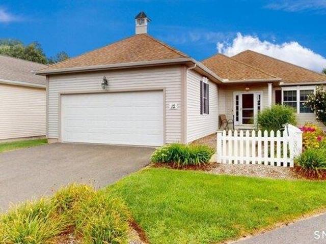 Condo for sale in Windsor Locks, Capitol Planning Region