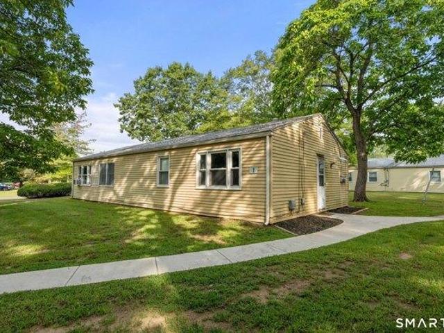 Condo for sale in Windsor Locks, Capitol Planning Region