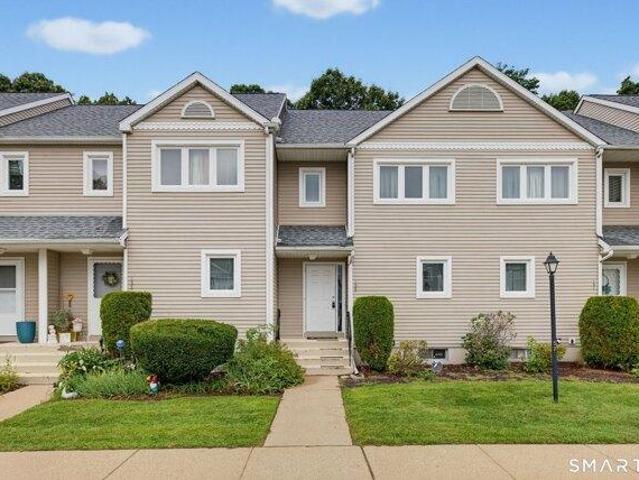 House for sale in Windsor Locks, Capitol Planning Region