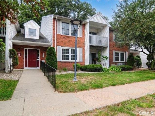 Condo for sale in Windsor Locks, Capitol Planning Region