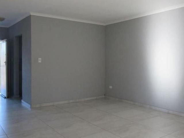 Apartment for sale in Johannesburg, West
