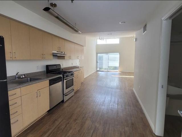 Room for rent in Pasadena, California