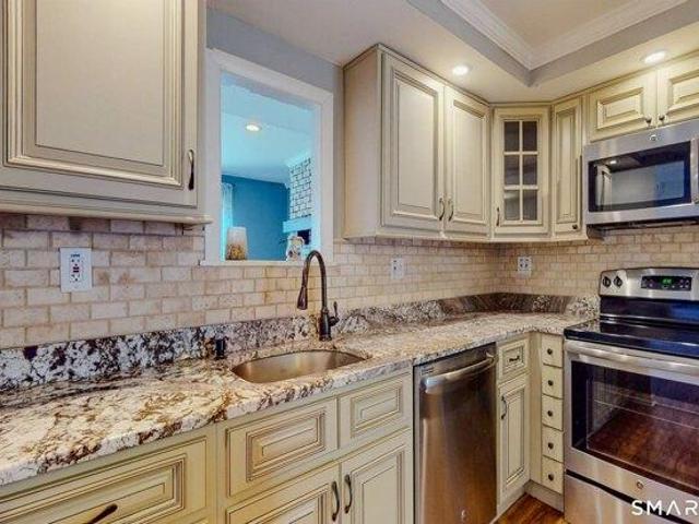House for sale in Woodbury, Connecticut