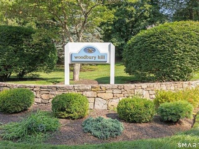 House for sale in Woodbury, Connecticut