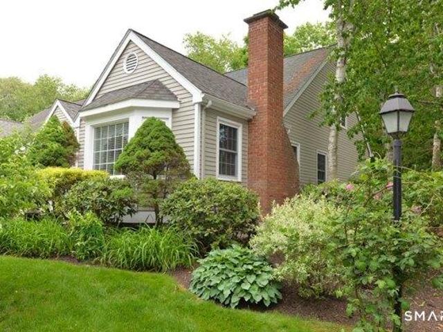 House for sale in Woodbury, Connecticut