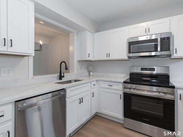 House for sale in Woodbury, Connecticut