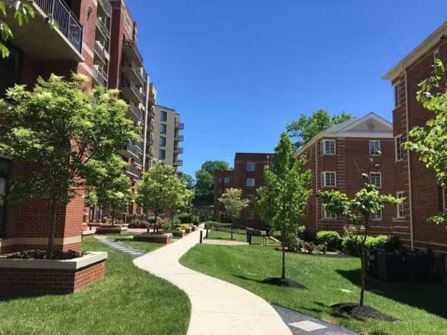 Condo for sale in Arlington