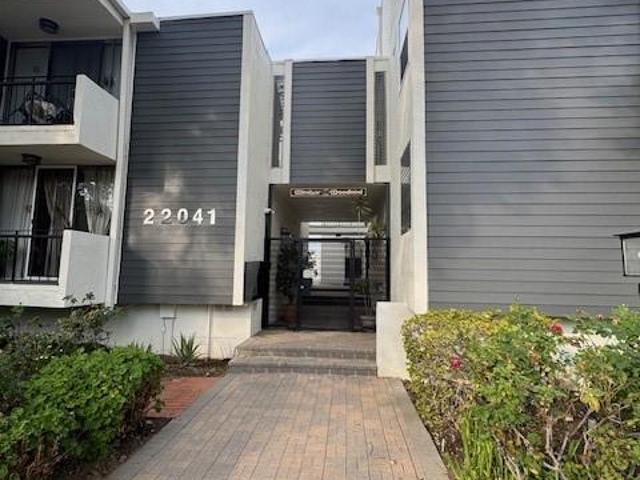 House for rent in Woodland Hills-Warner Center Neighborhood Council District, Canoga Park