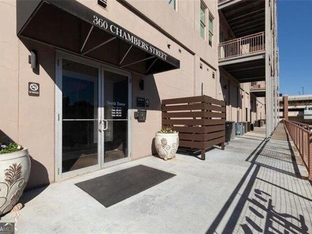 Condo for sale in Woodstock, Georgia