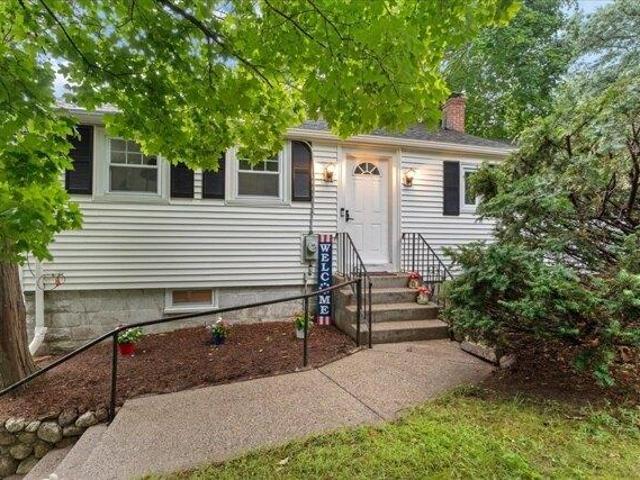 House for sale in Wrentham, Massachusetts