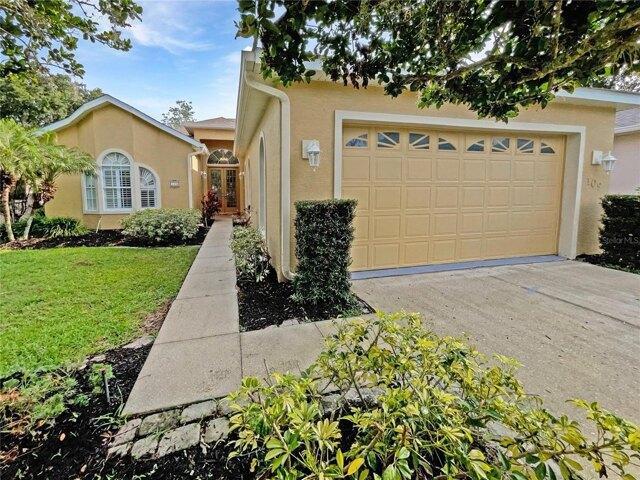 House for sale in Yalaha, Florida