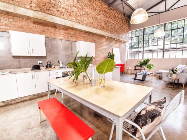 Apartment for rent in Braamfontein, Johannesburg