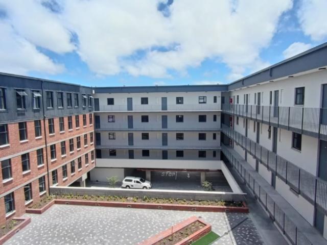 Apartment for rent in Cape Town Ward 53, Cape Town