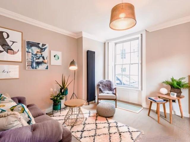 Apartment for rent in Lakenham, East Bank