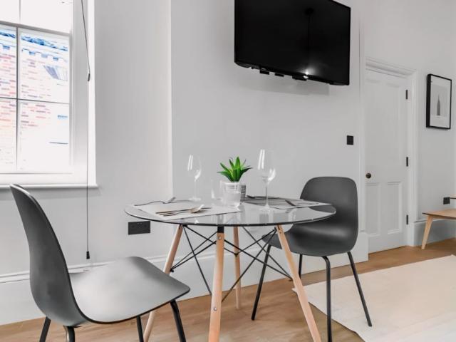 Apartment for rent in Heigham Grove, East Bank