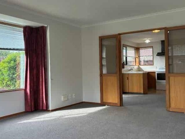 Room for rent in Sockburn, Christchurch