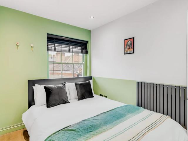 Apartment for rent in Heigham Grove, East Bank