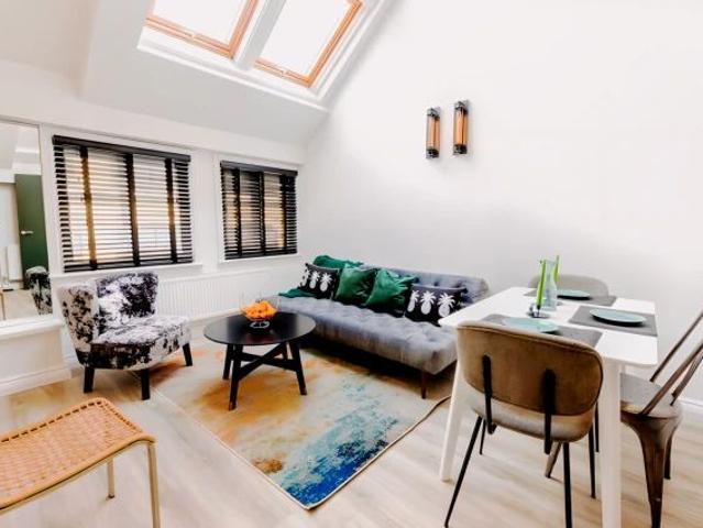 Apartment for rent in Heigham Grove, East Bank