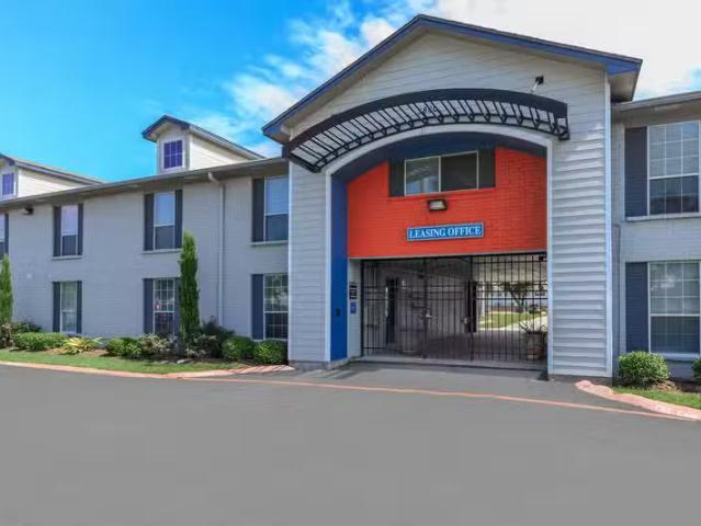 Condo for rent in Baytown