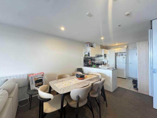 Apartment for rent in Newton, Auckland