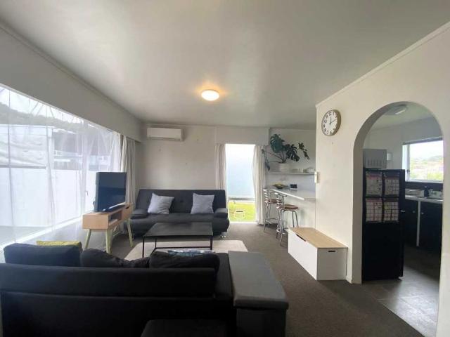 Townhouse for rent in Whitby, Porirua