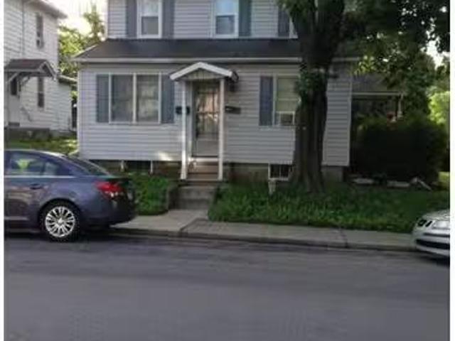 Condo for rent in Easton