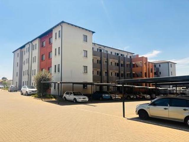 Apartment for sale in Roodepoort, City of Johannesburg Metropolitan Municipality