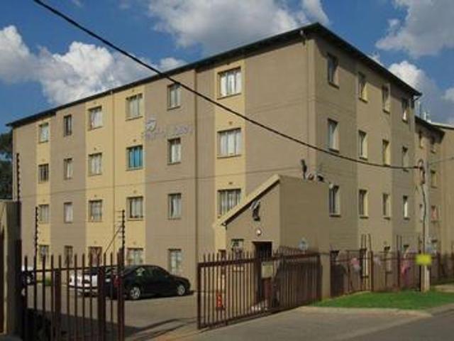 Apartment for sale in Nooitgedacht, Gauteng