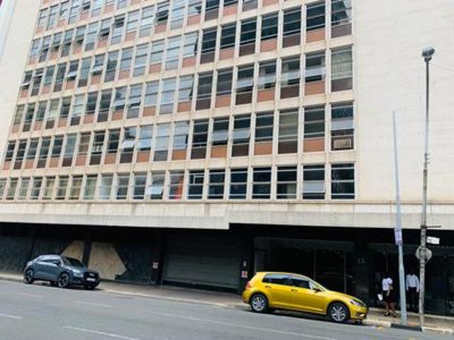 Apartment for sale in Vosloorus, Gauteng