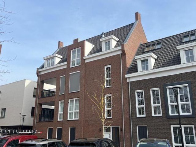 Appartement te huur in Aalst, Waalre