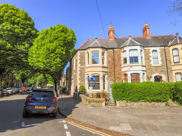 Apartment for rent in Falcon Lodge, Wales