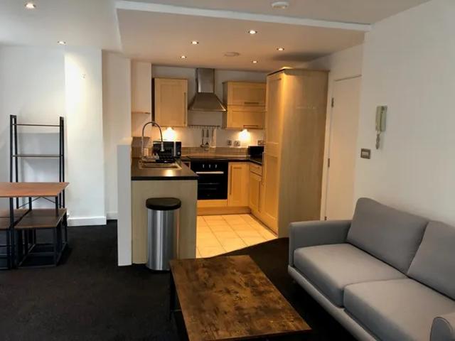 Apartment for rent in Calderstones