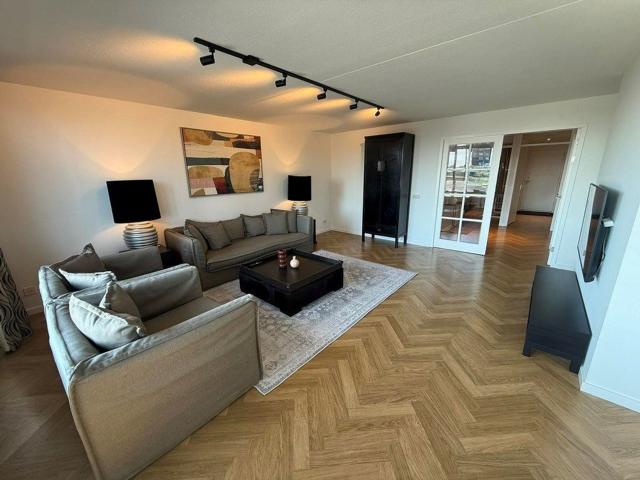 Appartement te huur in Stadshart, Amstelveen